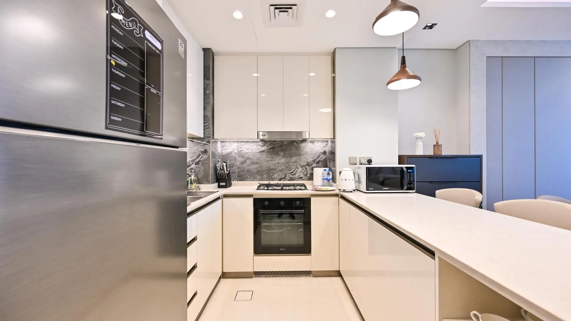 Stunning 1 Bdr Luxury With Burj Khalifa View Apartment Dubai