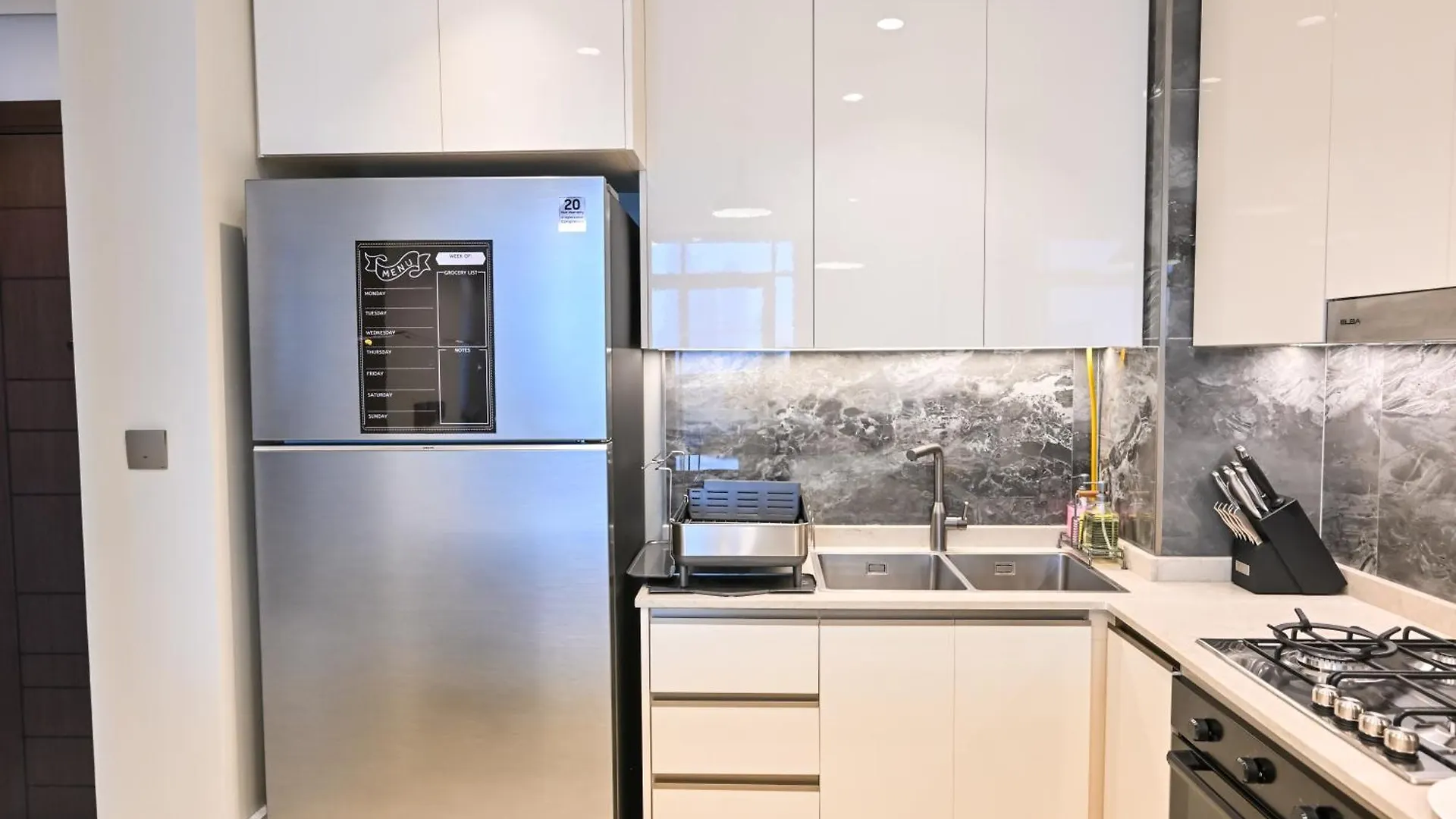 Stunning 1 Bdr Luxury With Burj Khalifa View Apartment Dubai