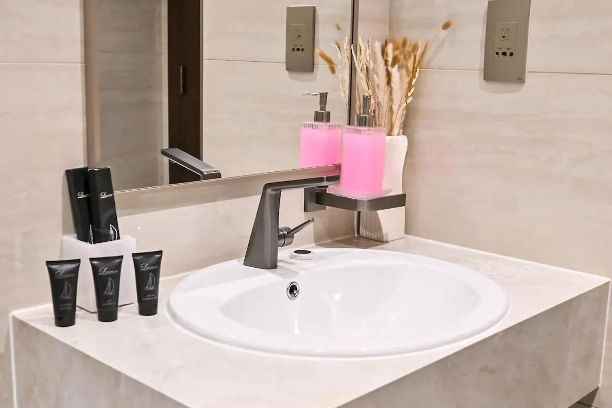 Stunning 1 Bdr Luxury With Burj Khalifa View Apartment Dubai