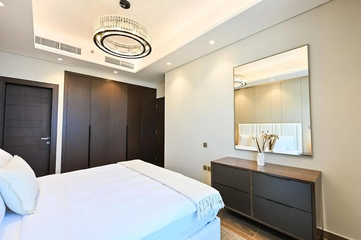Stunning 1 Bdr Luxury With Burj Khalifa View Apartment Dubai